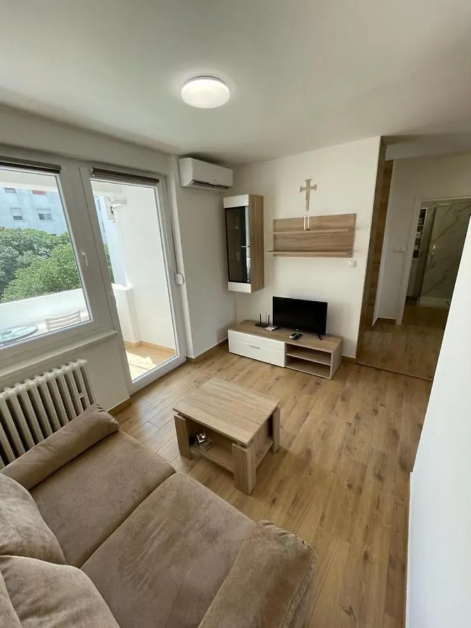 Plesinka Apartment Zadar 0*,